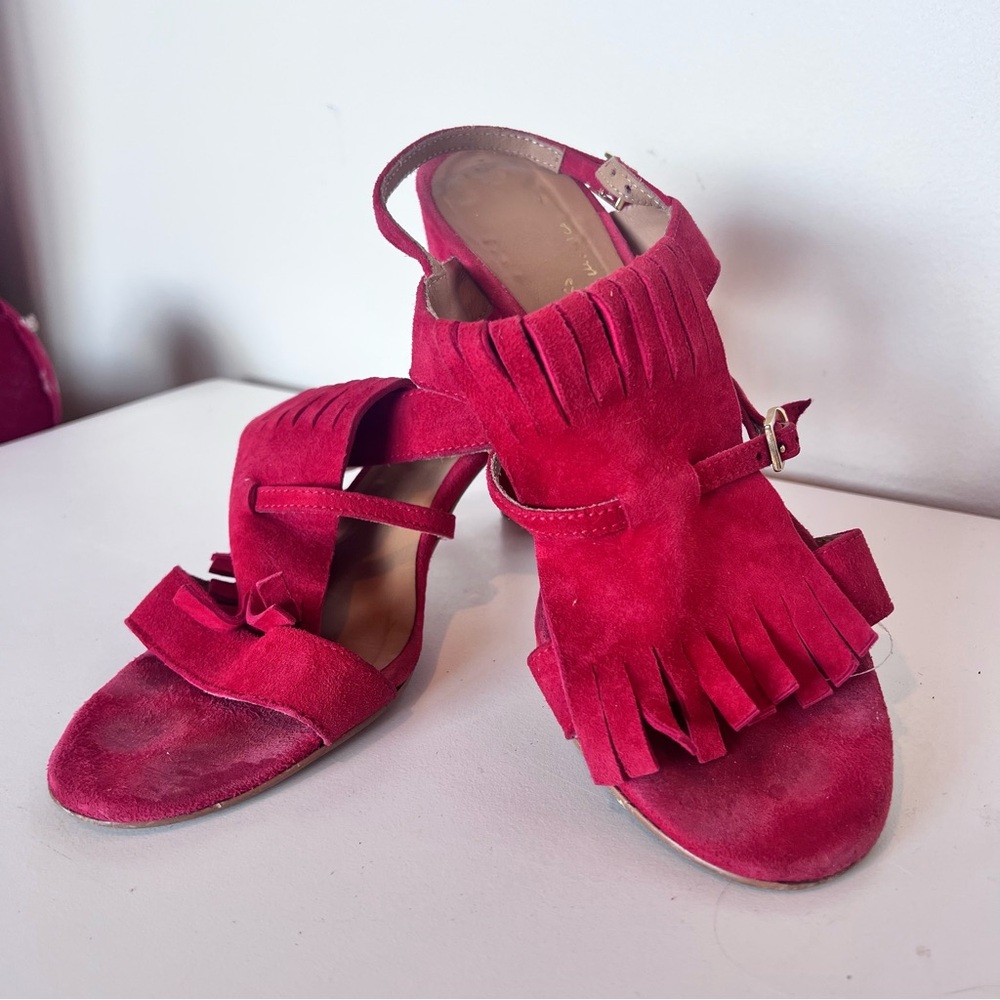 Vera Gomma Fringe Sandals